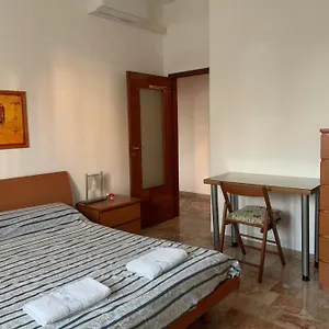 Comfortable Suitable 1-2 Pax Appartamento