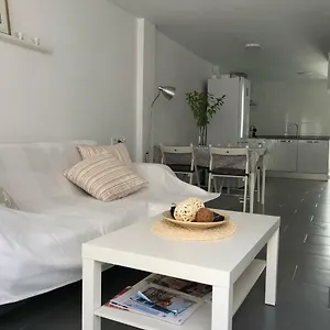apartamento-canovas.es-andalucia.com/